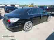 2010 Hyundai Genesis z VIN KMHGC4DE2AU074772, wystawiony jako IAAI lot #41952692 z przebiegiem 126 042 mil mil oraz . Historia ofert i sprzedaży dostępna na DreamBid. Obrazek 4.