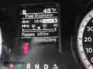 2019 Ram 1500 Express z VIN 1C6RR7KT5KS500926, wystawiony jako IAAI lot #41599373 z przebiegiem 108 928 mil mil oraz . Historia ofert i sprzedaży dostępna na DreamBid. Obrazek 15.