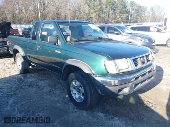 2000 Nissan Frontier XE с VIN 1N6ED26T2YC427520, выставлен на аукционе IAAI как лот 41478878 с пробегом 215 250 миль миль и . История ставок и продаж доступна на DreamBid. Изображение 1.