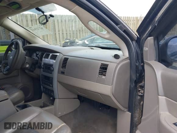 2004 Dodge Durango Limited with VIN 1D4HB58D04F112272, listed as a IAAI auction lot 42727652 with 144,182 mi miles and . Bid and sale history available at DreamBid. Image 5.