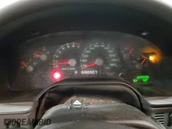 2004 Ford Explorer XLT z VIN 1FMDU83K04ZA05097, wystawiony jako Copart lot #88507065 z przebiegiem 229 920 mil mil oraz Szkoda całkowita • Salvage title. Historia ofert i sprzedaży dostępna na DreamBid. Obrazek 9.