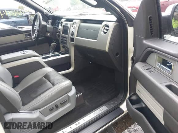 2011 Ford F-150 Lariat with VIN 1FTFW1E62BFA49969, listed as a IAAI auction lot 43404490 with 176,682 mi miles and . Bid and sale history available at DreamBid. Image 5.