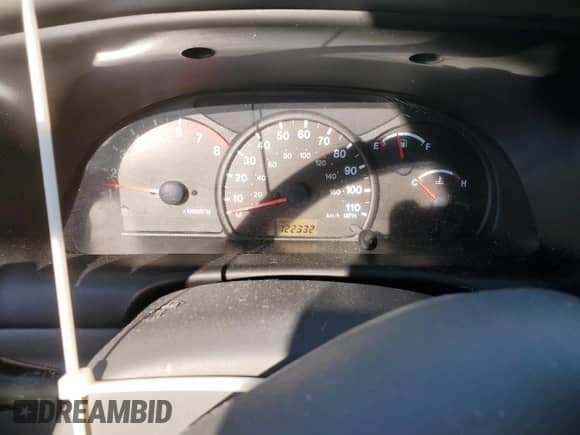 2002 Chevrolet Tracker with VIN 2CNBE18C226913895, listed as a Copart auction lot 83248644 with 122,332 mi miles and Clean title. Bid and sale history available at DreamBid. Image 9.