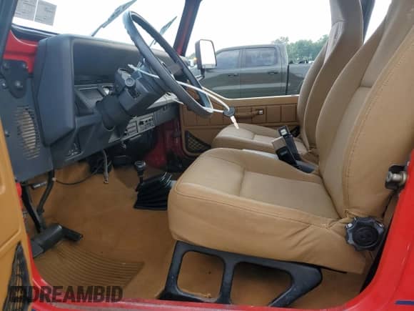 1992 Jeep Wrangler with VIN 2J4FY39SXNJ534976, listed as a Copart auction lot 67178715 with 179,322 mi miles and Salvage title. Bid and sale history available at DreamBid. Image 7.