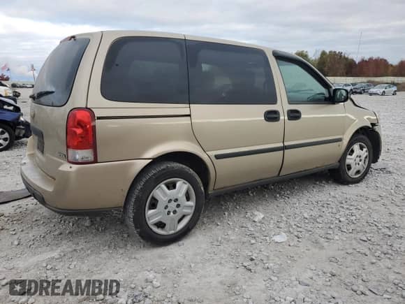 2006 Chevrolet Uplander LS z VIN 1GNDU23L66D198227, wystawiony jako Copart lot #76507464 z przebiegiem 142 565 mil mil oraz Czysty tytuł • Clean title. Historia ofert i sprzedaży dostępna na DreamBid. Obrazek 3.