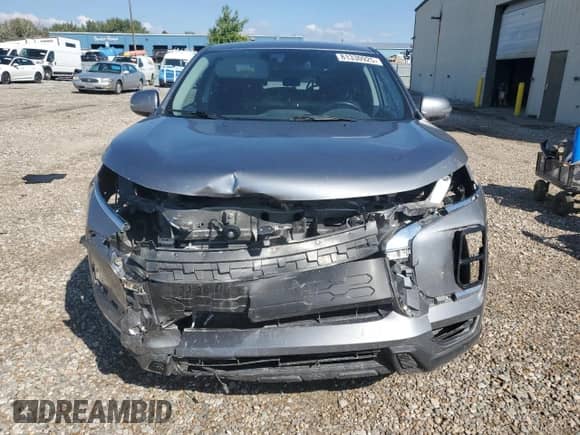 2021 Mitsubishi Outlander ES z VIN JA4ARUAU1MU031284, wystawiony jako Copart lot #81330925 z przebiegiem 97 519 mil mil oraz Szkoda całkowita • Salvage title. Historia ofert i sprzedaży dostępna na DreamBid. Obrazek 5.