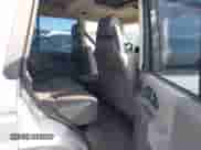 2002 Land Rover Discovery Cloth with VIN SALTY15462A765727, listed as a IAAI auction lot 41392404 with 141,132 mi miles and . Bid and sale history available at DreamBid. Image 8.