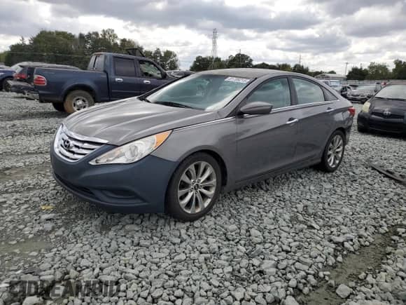 2011 Hyundai Sonata SE z VIN 5NPEC4AC0BH024561, wystawiony jako Copart lot #81709215 z przebiegiem 244 073 mil mil oraz Szkoda całkowita • Salvage title. Historia ofert i sprzedaży dostępna na DreamBid. Obrazek 1.