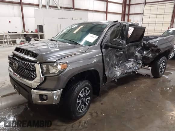 2020 Toyota Tundra SR с VIN 5TFUY5F12LX903317, выставлен на аукционе IAAI как лот 43159063 с пробегом 87 864 миль миль и . История ставок и продаж доступна на DreamBid. Изображение 2.