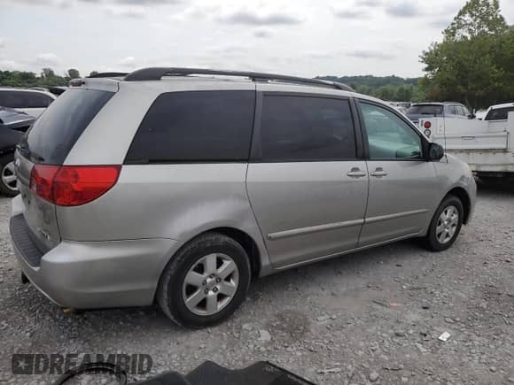 2007 Toyota Sienna CE with VIN 5TDZK23C77S058343, listed as a Copart auction lot 64811845 with Not provided miles and Clean title. Bid and sale history available at DreamBid. Image 3.