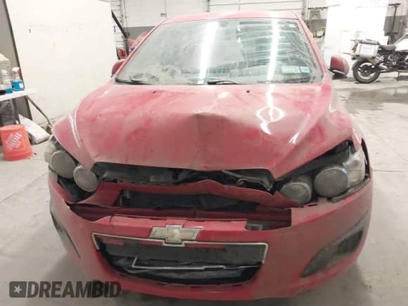2014 Chevrolet Sonic LS с VIN 1G1JA5SG4E4156155, выставлен на аукционе IAAI как лот 41913017 с пробегом 62 502 миль миль и . История ставок и продаж доступна на DreamBid. Изображение 6.