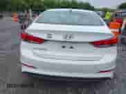 2018 Hyundai Elantra SEL z VIN 5NPD84LF5JH364968, wystawiony jako IAAI lot #42913095 z przebiegiem 54 251 mil mil oraz . Historia ofert i sprzedaży dostępna na DreamBid. Obrazek 16.
