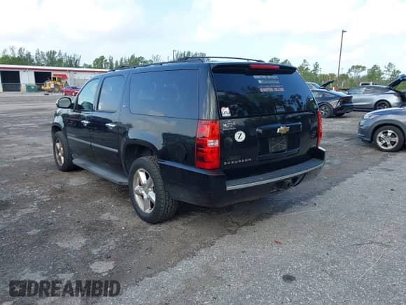 2011 Chevrolet Suburban LTZ с VIN 1GNSKKE36BR357058, выставлен на аукционе IAAI как лот 42834301 с пробегом 205 001 миль миль и . История ставок и продаж доступна на DreamBid. Изображение 3.