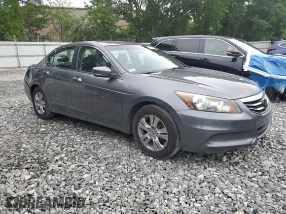 2011 Honda Accord SE с VIN 1HGCP2F68BA041846, выставлен на аукционе Copart как лот 63121685 с пробегом 288 642 миль миль и Списание • Salvage title. История ставок и продаж доступна на DreamBid. Изображение 4.