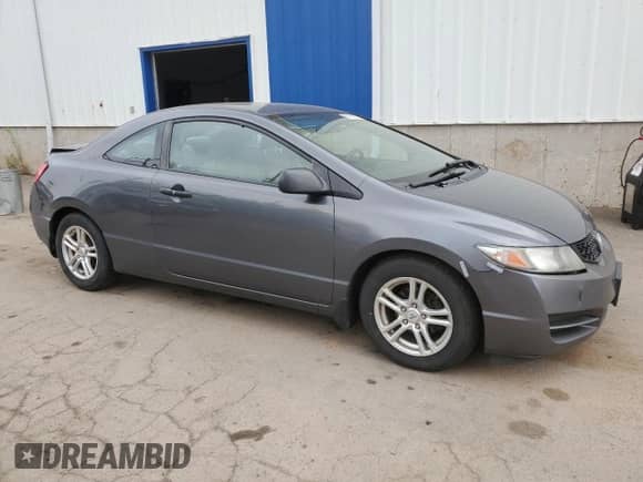 2010 Honda Civic with VIN 2HGFG1B30AH005670, listed as a Copart auction lot 81455155 with 227,601 mi miles and Salvage title. Bid and sale history available at DreamBid. Image 4.