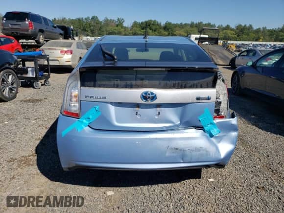 2012 Toyota Prius with VIN JTDKN3DP3C3028445, listed as a Copart auction lot 69666315 with 113,000 mi miles and Salvage title. Bid and sale history available at DreamBid. Image 6.