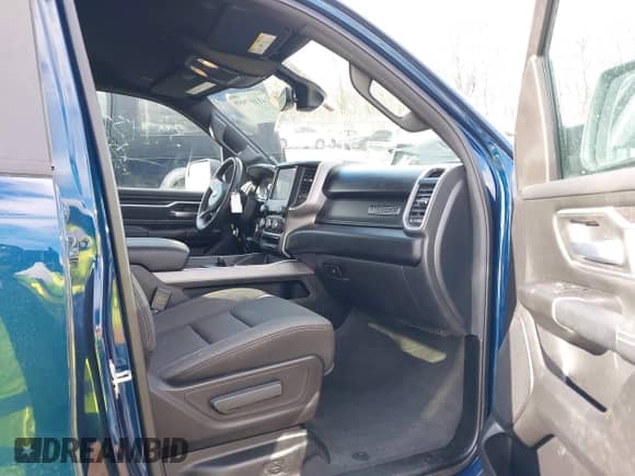 2022 Ram 1500 Big Horn with VIN 1C6RRFBG0NN397432, listed as a IAAI auction lot 41197990 with 29,154 mi miles and . Bid and sale history available at DreamBid. Image 5.