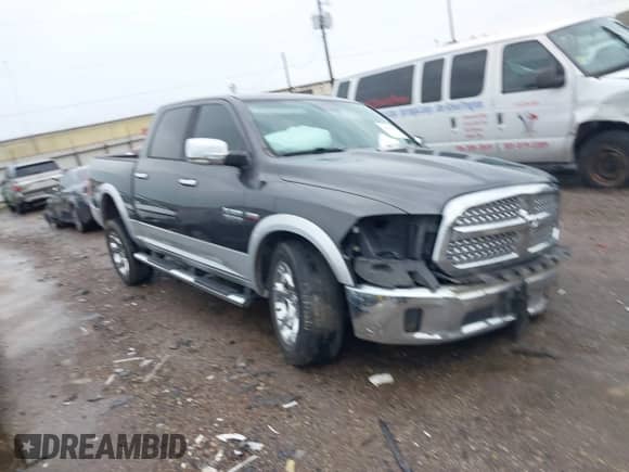 2016 Ram 1500 Laramie z VIN 1C6RR6NT5GS312517, wystawiony jako IAAI lot #42654140 z przebiegiem 296 347 mil mil oraz . Historia ofert i sprzedaży dostępna na DreamBid. Obrazek 1.