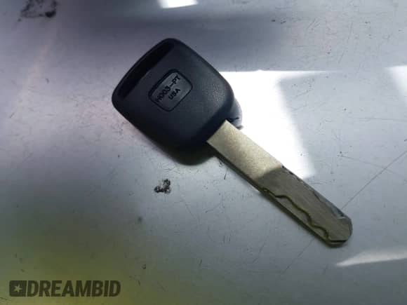 2005 Honda Accord with VIN JHMCN36425C012360, listed as a IAAI auction lot 42361990 with 183,481 mi miles and . Bid and sale history available at DreamBid. Image 11.