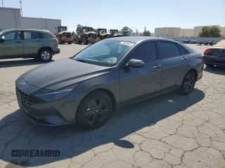 2023 Hyundai Elantra SEL с VIN KMHLM4AG8PU607718, выставлен на аукционе Copart как лот 70535425 с пробегом 10 485 миль миль и Списание • Salvage title. История ставок и продаж доступна на DreamBid. Изображение 1.