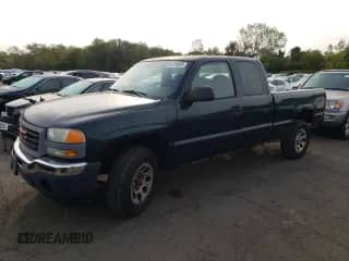 2005 GMC Sierra 1500 SLE with VIN 1GTEK19B45E333077, listed as a Copart auction lot 81779505 with 175,089 mi miles and Clean title. Bid and sale history available at DreamBid. Image 1.