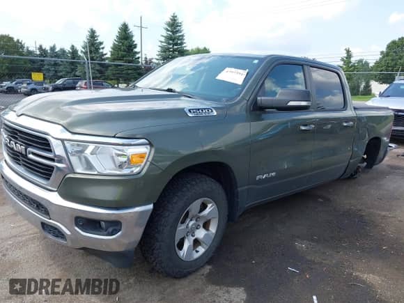 2020 Ram 1500 Big Horn z VIN 1C6SRFFTXLN416106, wystawiony jako IAAI lot #42973915 z przebiegiem 90 271 mil mil oraz . Historia ofert i sprzedaży dostępna na DreamBid. Obrazek 18.