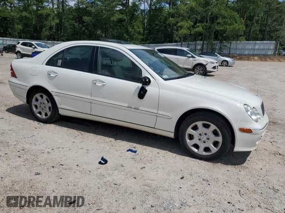 2006 Mercedes-Benz C 230 Sport с VIN WDBRF56H16F759356, выставлен на аукционе Copart как лот 60478715 с пробегом 139 967 миль миль и Списание • Salvage title. История ставок и продаж доступна на DreamBid. Изображение 4.