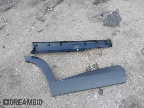 2025 Chevrolet Trax LT with VIN KL77LHEP4SC254755, listed as a IAAI auction lot 43366560 with 3,396 mi miles and . Bid and sale history available at DreamBid. Image 12.