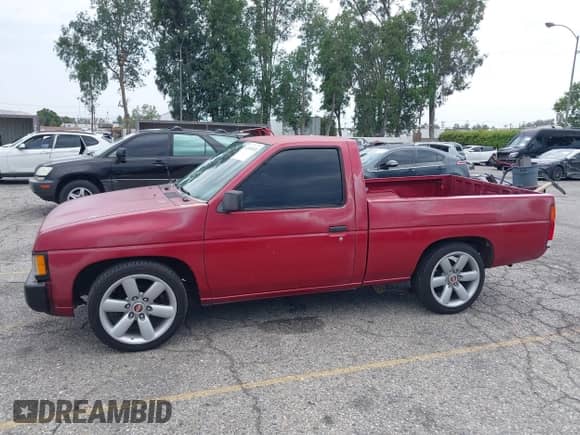 1994 Nissan Frontier with VIN 1N6SD11S3RC356695, listed as a IAAI auction lot 42408659 with 187,376 mi miles and . Bid and sale history available at DreamBid. Image 15.