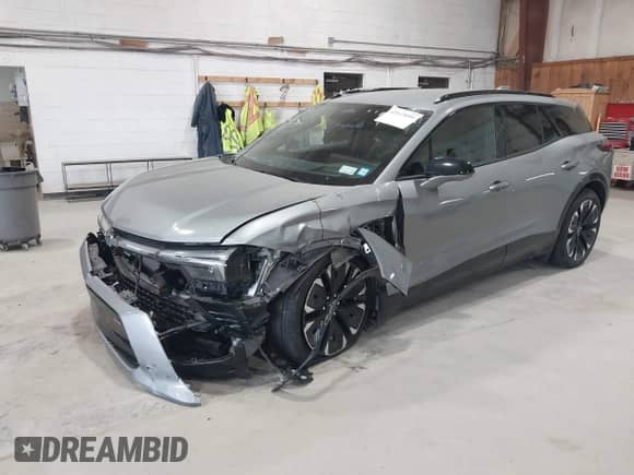 2024 Chevrolet Blazer EV eAWD RS с VIN 3GNKDCRJ7RS159749, выставлен на аукционе IAAI как лот 42115099 с пробегом 3 930 миль миль и . История ставок и продаж доступна на DreamBid. Изображение 18.