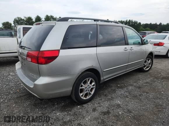 2005 Toyota Sienna XLE z VIN 5TDBA22C65S047496, wystawiony jako Copart lot #65674385 z przebiegiem 175 585 mil mil oraz Szkoda całkowita • Salvage title. Historia ofert i sprzedaży dostępna na DreamBid. Obrazek 3.