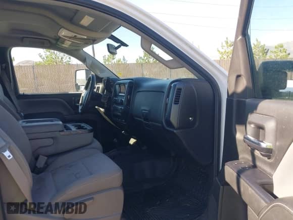 2015 Chevrolet Silverado 2500HD Work Truck with VIN 1GC0KUEG3FZ531558, listed as a IAAI auction lot 43226136 with 241,382 mi miles and . Bid and sale history available at DreamBid. Image 5.