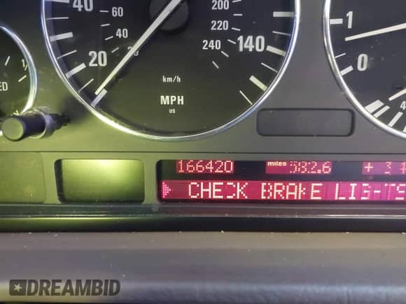 1996 BMW 7 Series 740iL z VIN WBAGJ8325TDL36633, wystawiony jako IAAI lot #41299652 z przebiegiem 166 420 mil mil oraz . Historia ofert i sprzedaży dostępna na DreamBid. Obrazek 15.