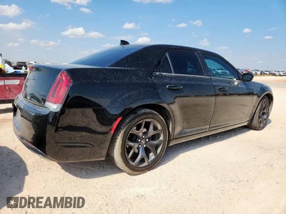 2022 Chrysler 300 Touring z VIN 2C3CCAAG9NH184559, wystawiony jako Copart lot #71168435 z przebiegiem 94 593 mil mil oraz Szkoda całkowita • Salvage title. Historia ofert i sprzedaży dostępna na DreamBid. Obrazek 3.