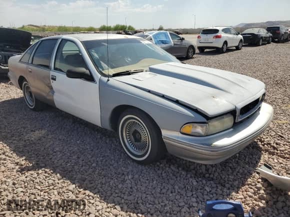 1994 Chevrolet Caprice с VIN 1G1BN52W9RR164390, выставлен на аукционе Copart как лот 60170224 с пробегом 243 356 миль миль и Списание • Salvage title. История ставок и продаж доступна на DreamBid. Изображение 4.