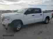 2023 Ram 1500 Tradesman с VIN 1C6SRFGT1PN696163, выставлен на аукционе Copart как лот 54166115 с пробегом 5 931 миль миль и Списание • Salvage title. История ставок и продаж доступна на DreamBid. Изображение 1.
