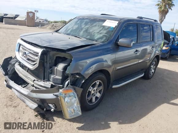 2011 Honda Pilot Touring с VIN 5FNYF3H98BB008714, выставлен на аукционе IAAI как лот 43369473 с пробегом 63 399 миль миль и . История ставок и продаж доступна на DreamBid. Изображение 17.