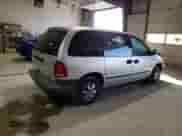 2000 Dodge Caravan with VIN 2B4GP25R4YR662501, listed as a Copart auction lot 78211184 with 95,679 mi miles and Salvage title. Bid and sale history available at DreamBid. Image 3.