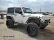 2008 Jeep Wrangler X с VIN 1J4FA24118L627350, выставлен на аукционе Copart как лот 82374345 с пробегом 217 748 миль миль и Списание • Salvage title. История ставок и продаж доступна на DreamBid. Изображение 4.