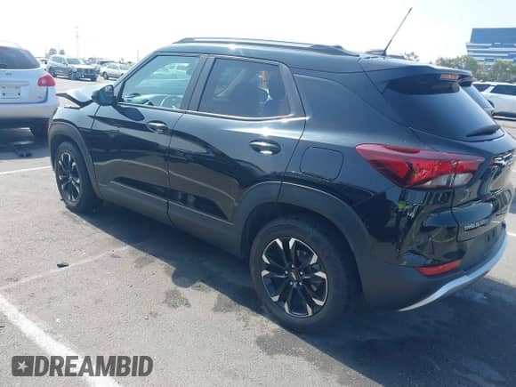2022 Chevrolet TrailBlazer LT z VIN KL79MPS27NB116257, wystawiony jako IAAI lot #42677459 z przebiegiem 56 846 mil mil oraz . Historia ofert i sprzedaży dostępna na DreamBid. Obrazek 3.