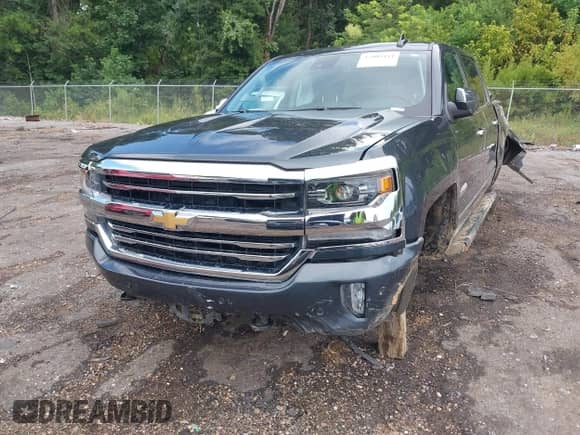 2018 Chevrolet Silverado 1500 High Country с VIN 3GCUKTEJ0JG194797, выставлен на аукционе IAAI как лот 42809444 с пробегом 110 980 миль миль и . История ставок и продаж доступна на DreamBid. Изображение 6.
