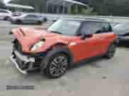 2019 MINI Hardtop Cooper S z VIN WMWXP7C53K2A53356, wystawiony jako Copart lot #84743025 z przebiegiem 80 211 mil mil oraz Szkoda całkowita • Salvage title. Historia ofert i sprzedaży dostępna na DreamBid. Obrazek 1.