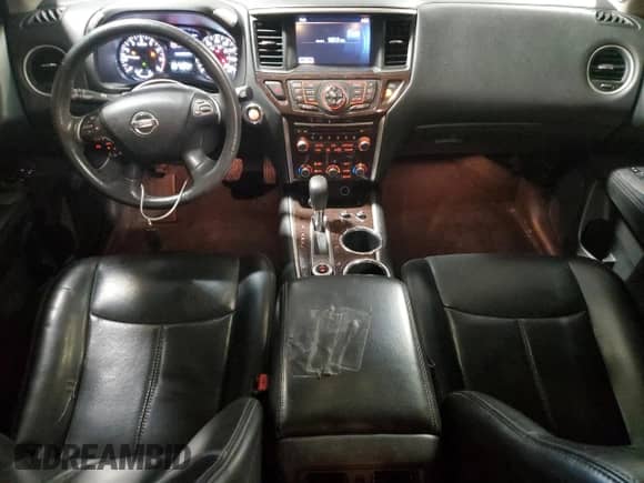 2015 Nissan Pathfinder SV с VIN 5N1AR2MM9FC716191, выставлен на аукционе Copart как лот 67560005 с пробегом 214 871 миль миль и Списание • Salvage title. История ставок и продаж доступна на DreamBid. Изображение 8.