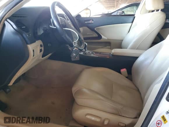 2006 Lexus IS 350 с VIN JTHBE262465001418, выставлен на аукционе Copart как лот 84046435 с пробегом 260 996 миль миль и Списание • Salvage title. История ставок и продаж доступна на DreamBid. Изображение 7.