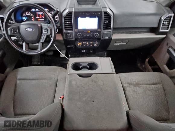 2018 Ford F-150 XLT z VIN 1FTEX1EP5JKD95750, wystawiony jako Copart lot #85900405 z przebiegiem 184 263 mil mil oraz Czysty tytuł • Clean title. Historia ofert i sprzedaży dostępna na DreamBid. Obrazek 8.