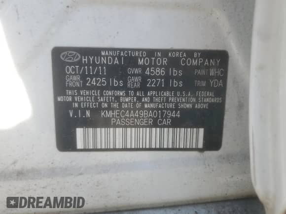 2011 Hyundai Sonata Hybrid z VIN KMHEC4A49BA017944, wystawiony jako Copart lot #85352715 z przebiegiem 116 731 mil mil oraz Czysty tytuł • Clean title. Historia ofert i sprzedaży dostępna na DreamBid. Obrazek 12.