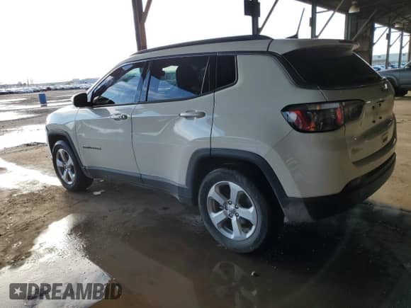 2018 Jeep Compass Latitude z VIN 3C4NJCBB2JT265560, wystawiony jako Copart lot #86600075 z przebiegiem 135 347 mil mil oraz Czysty tytuł • Clean title. Historia ofert i sprzedaży dostępna na DreamBid. Obrazek 2.