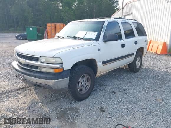 2005 Chevrolet Tahoe LS с VIN 1GNEK13T35J196245, выставлен на аукционе IAAI как лот 42131331 с пробегом 316 396 миль миль и . История ставок и продаж доступна на DreamBid. Изображение 2.