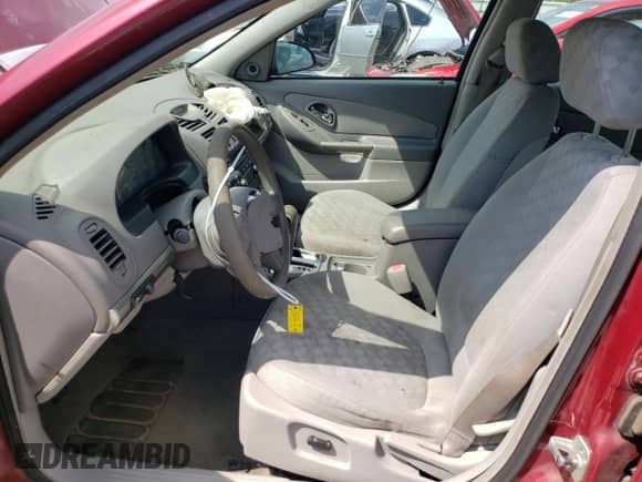 2004 Chevrolet Malibu LS z VIN 1G1ZT54894F100315, wystawiony jako Copart lot #62505214 z przebiegiem 240 884 mil mil oraz Nie do naprawy • Non repairable. Historia ofert i sprzedaży dostępna na DreamBid. Obrazek 7.