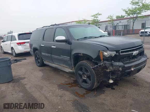 2008 Chevrolet Suburban 2LT с VIN 3GNFK16378G196495, выставлен на аукционе IAAI как лот 42257403 с пробегом 238 143 миль миль и . История ставок и продаж доступна на DreamBid. Изображение 1.